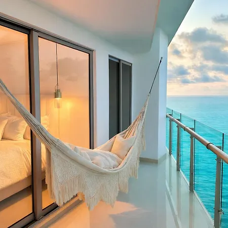 By Calamari Homes - Altamar 27b1 Near Walled