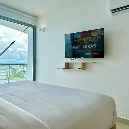 By Calamari Homes - Altamar 27b1 Near Walled