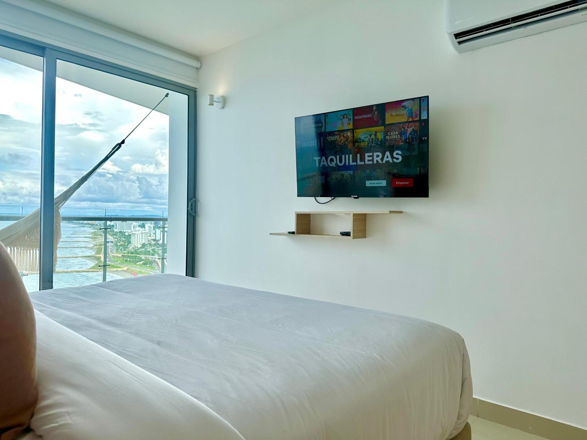 By Calamari Homes - Altamar 27b1 Near Walled