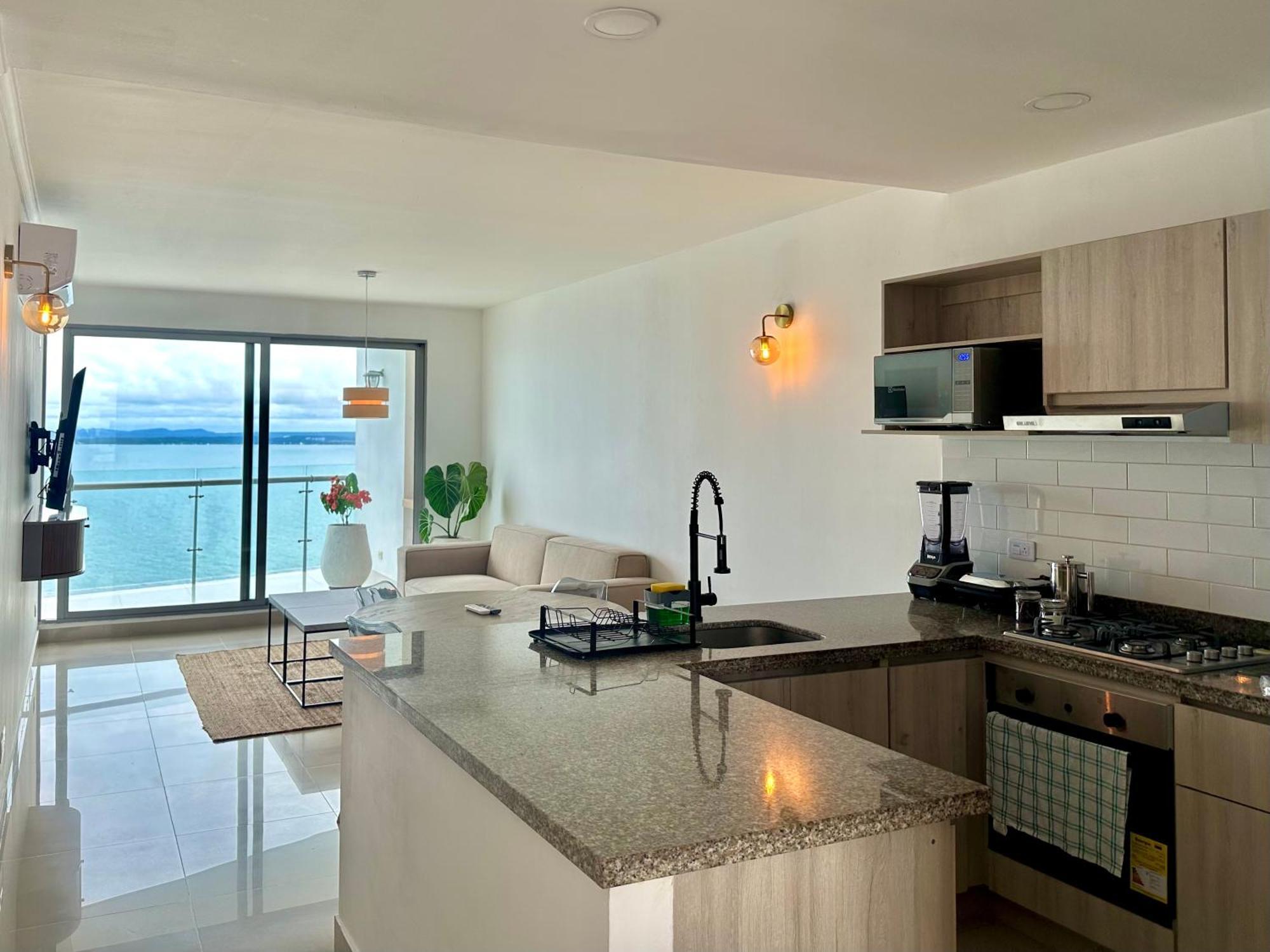 By Calamari Homes - Altamar 27b1 Near Walled